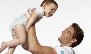 camille-lacourt-pampers-ambassadeur-2014