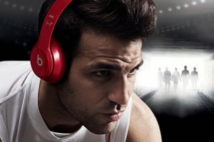 Cesc Fàbregas dans le spot publicitaire « The Game Before the Game » de Beats by Dre
