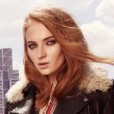 Game of Thrones : Sophie Turner (Sansa Stark) égérie pour Karen Millen