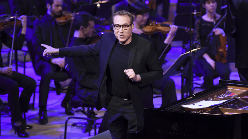 Jean François ZYGEL en représentation