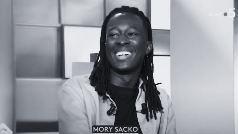 Mory SACKO, invité de C à Vous sur France 5 ©C à Vous
