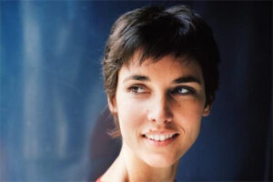 Églantine Éméyé