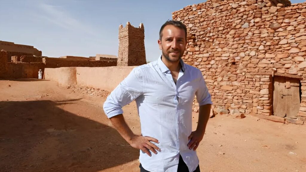 Ismaël KHELIFA pour un tournage d'Échappées belles en Mauritanie ©Bo Travail !