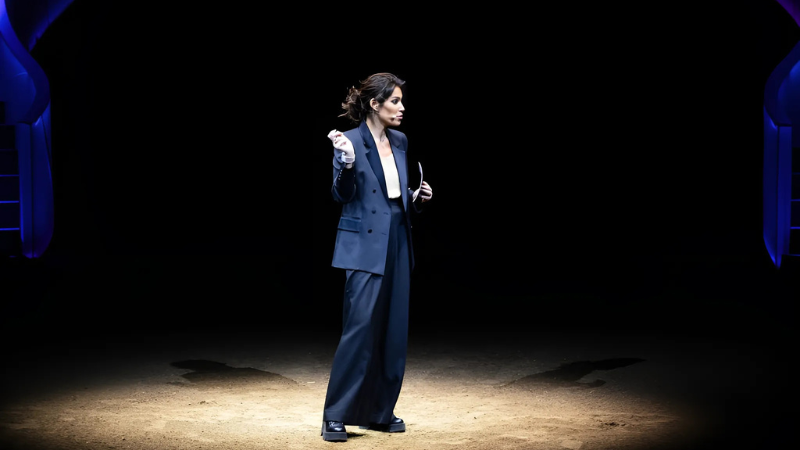 Intervention de Laurie CHOLEWA pour une conférence