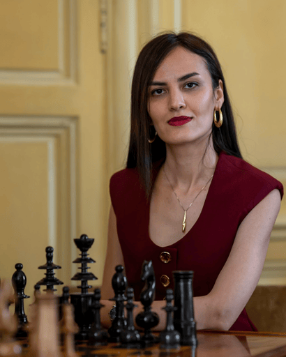 Portrait de Mitra HEJAZIPOUR