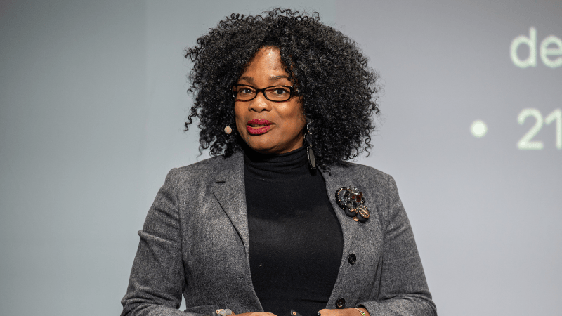 Intervention de Laura FLESSEL au Future Of Finance ©Simone & Nelson